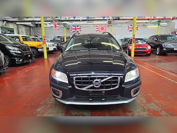 Used Volvo XC70 2010 for sale - 75645649: Photo
