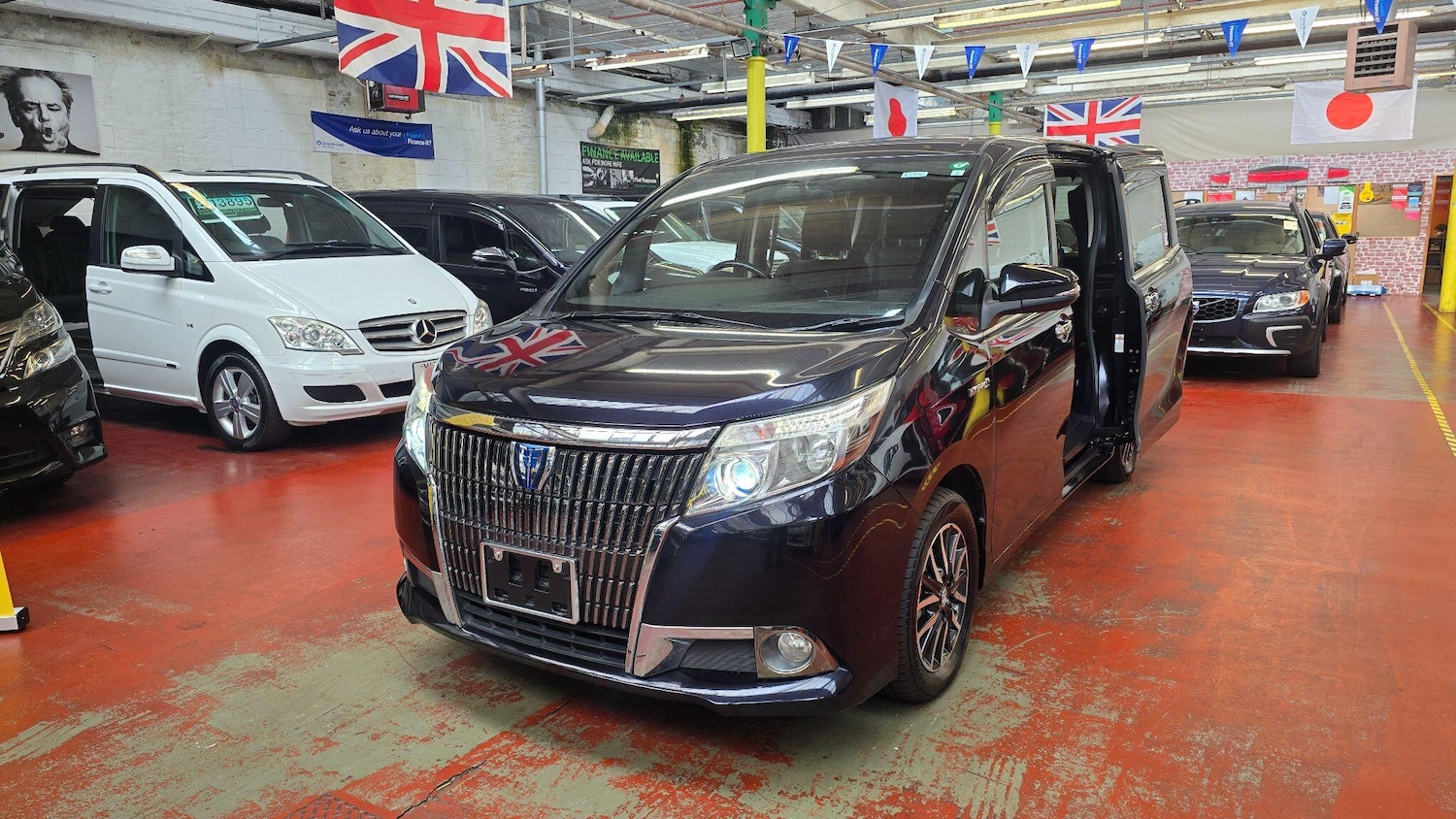 Used Toyota Voxy for sale - 78100088: Photo 28