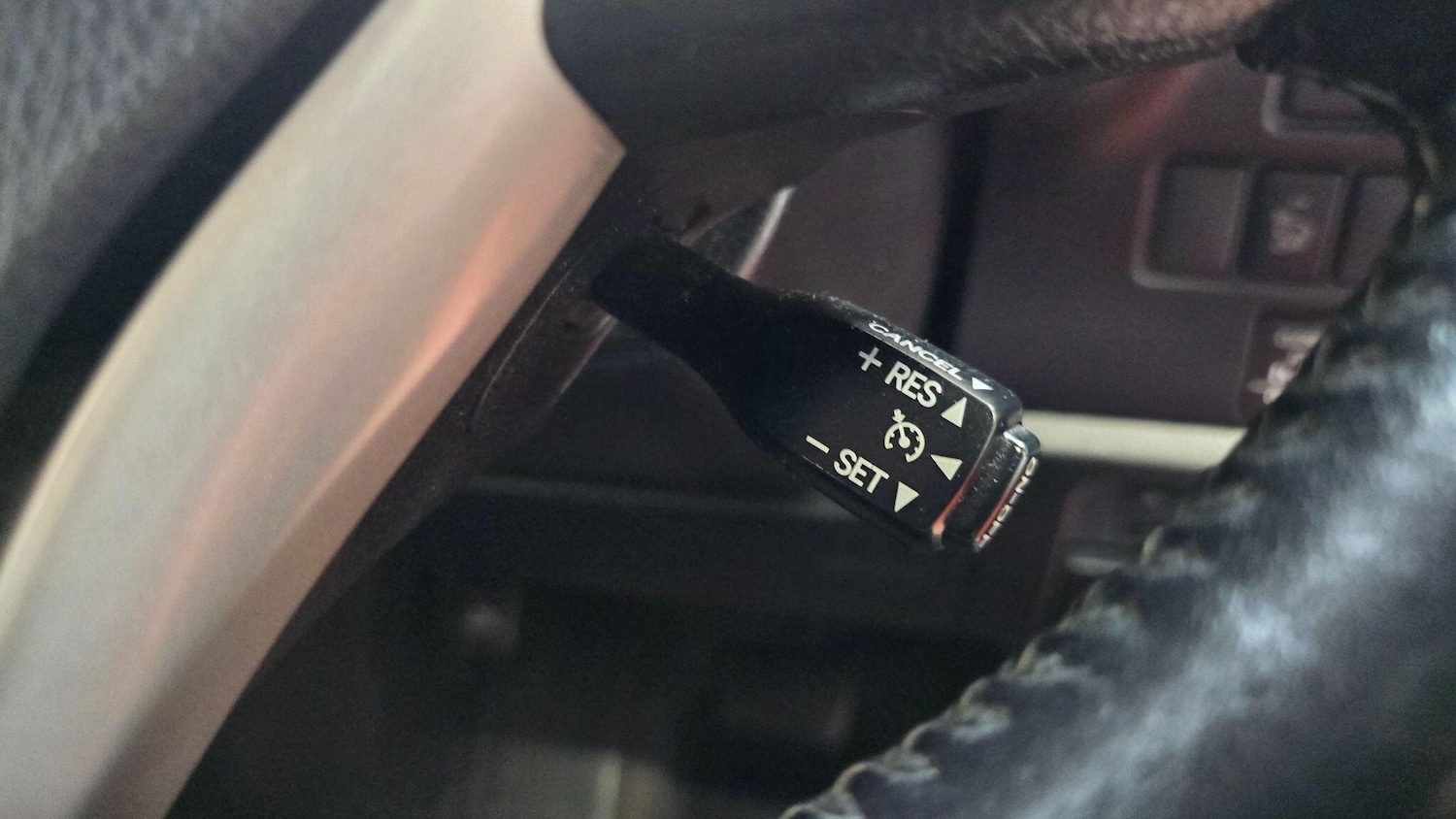 Used Toyota Voxy for sale - 78100088: Photo 9