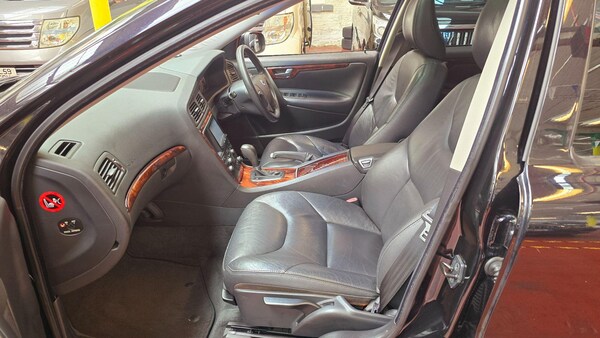 Used Volvo V70 for sale - 74441737: Photo 5