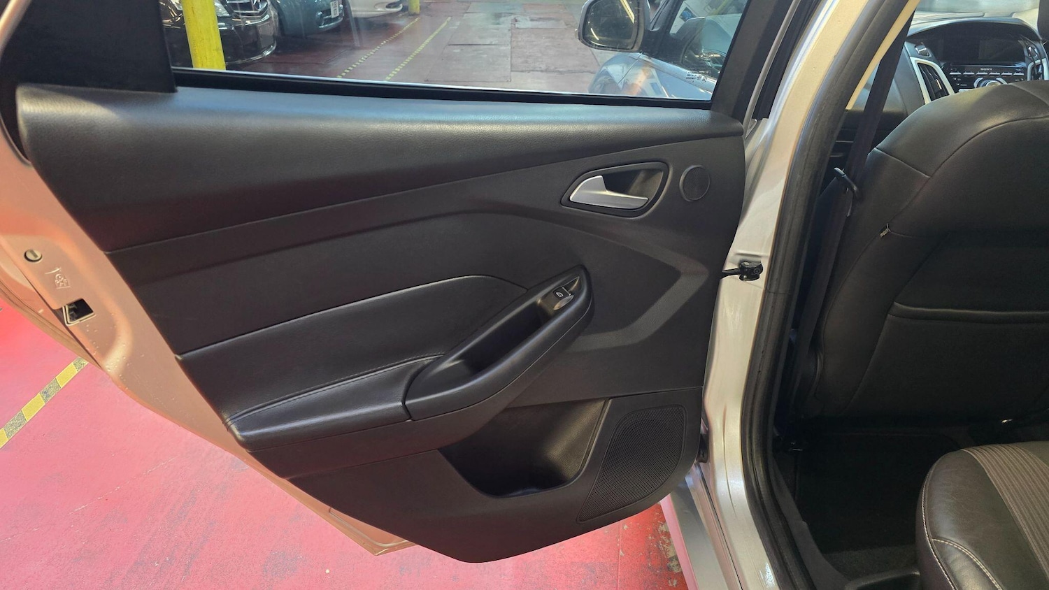 Used Ford Focus for sale - 77254878: Photo 26