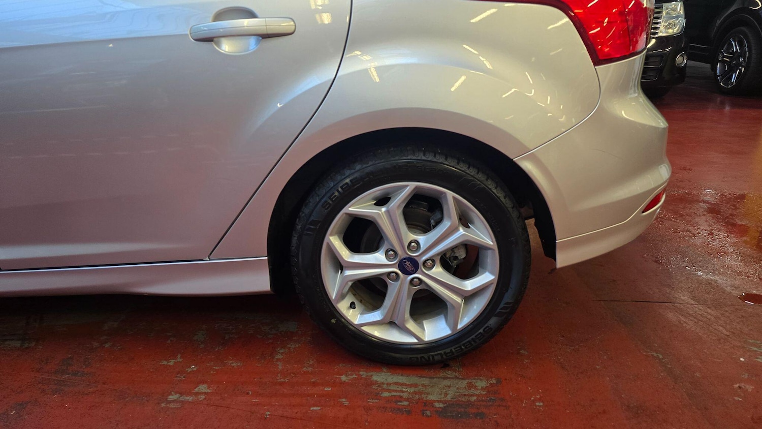 Used Ford Focus for sale - 77254878: Photo 46