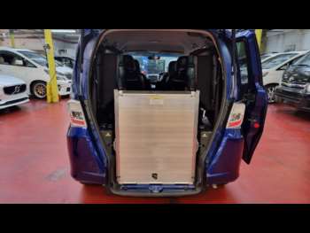 Used Honda Freed 2013 for sale - 72232495: Photo