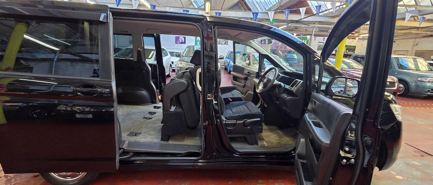 Used Honda Stepwagon 2023 for sale - 77015265: Photo 16