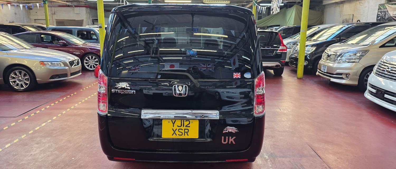 Used Honda Stepwagon 2023 for sale - 77015265: Photo 5