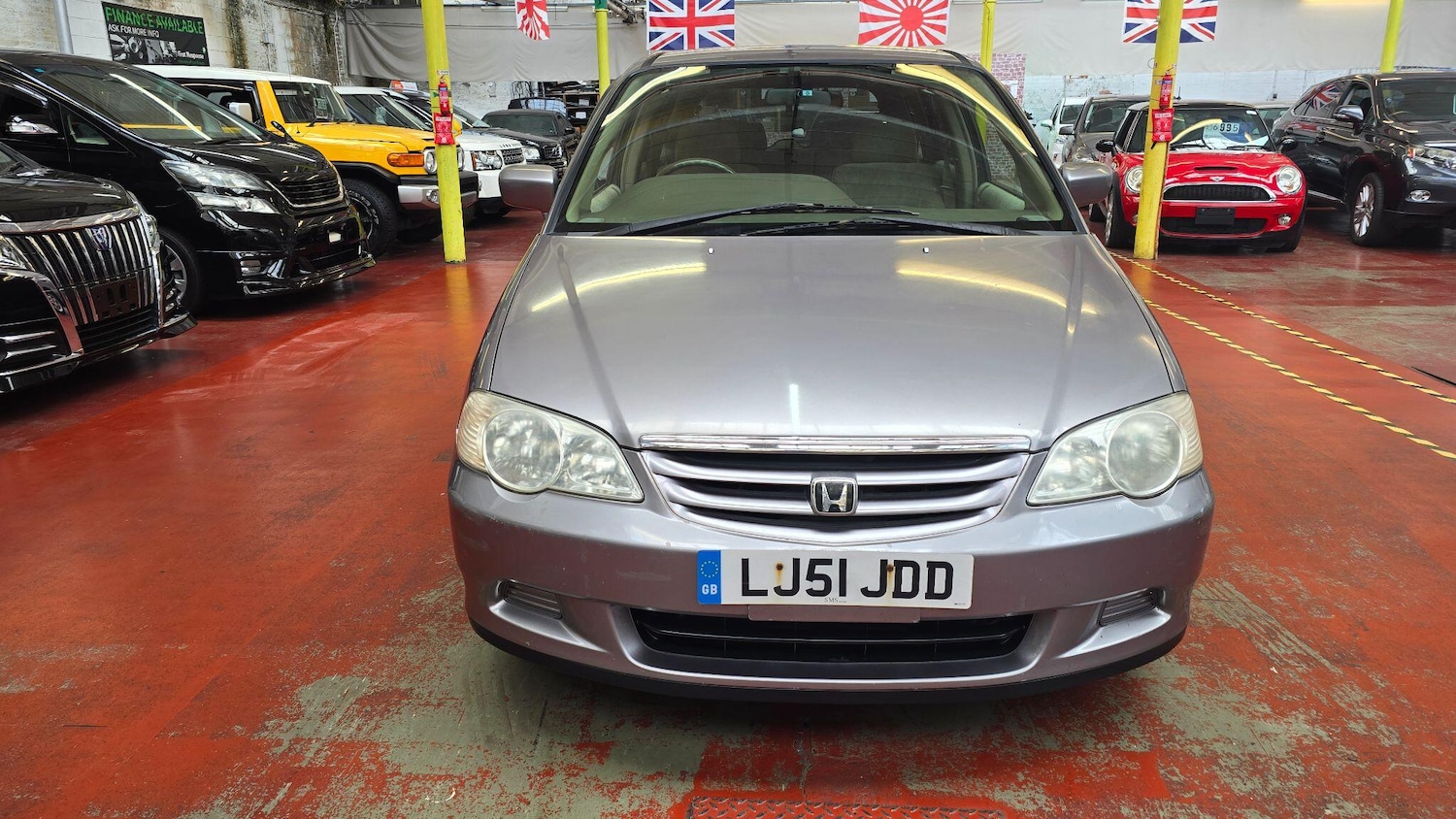 Used Honda Odyssey 2014 for sale - 76988039: Photo 2