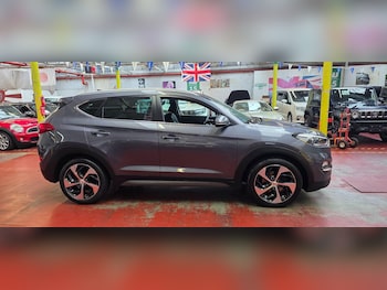 Used Hyundai TUCSON 2015 for sale - 79553826: Photo