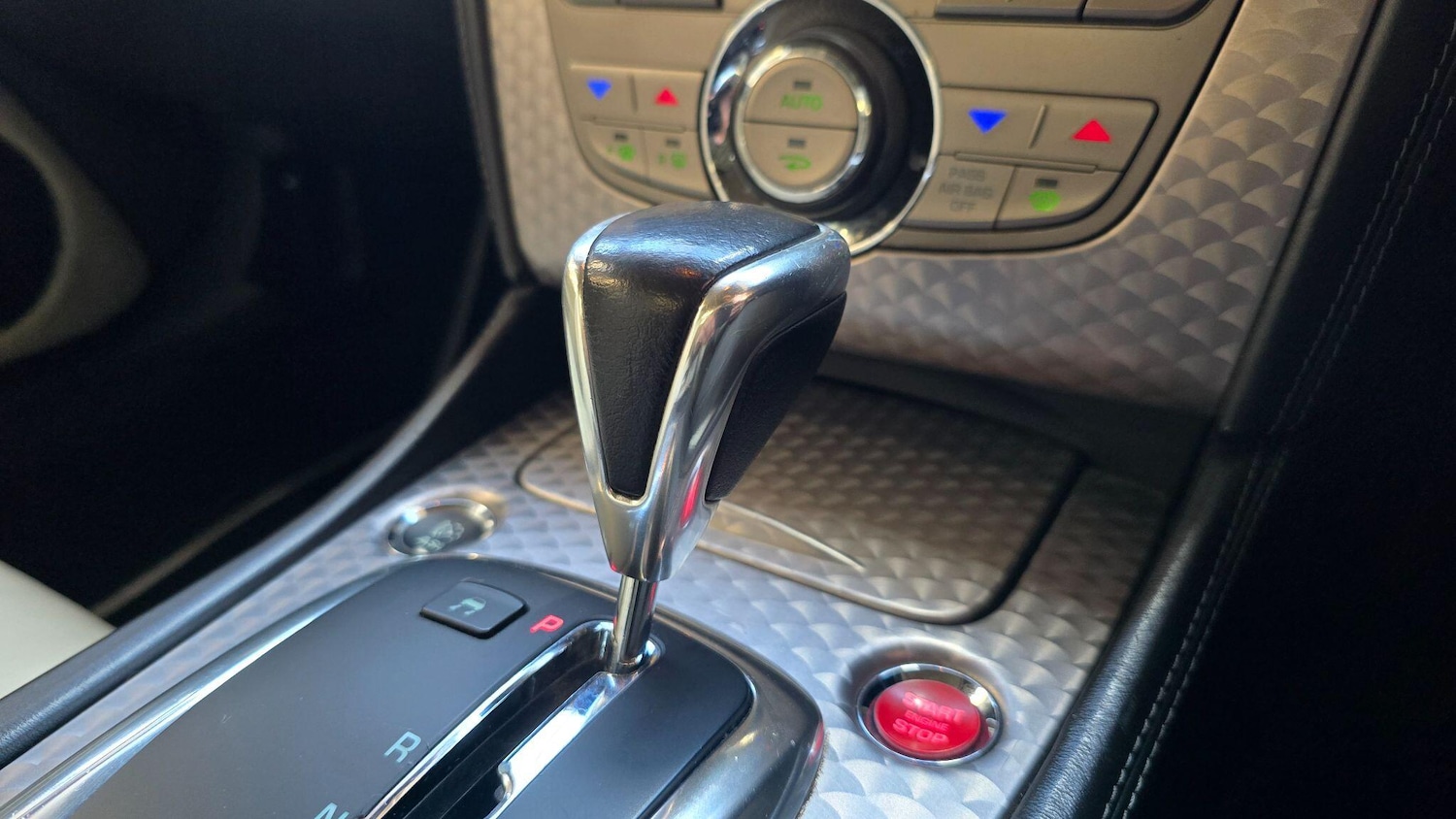 Used Jaguar XKR 2007 for sale - 76743116: Photo 12