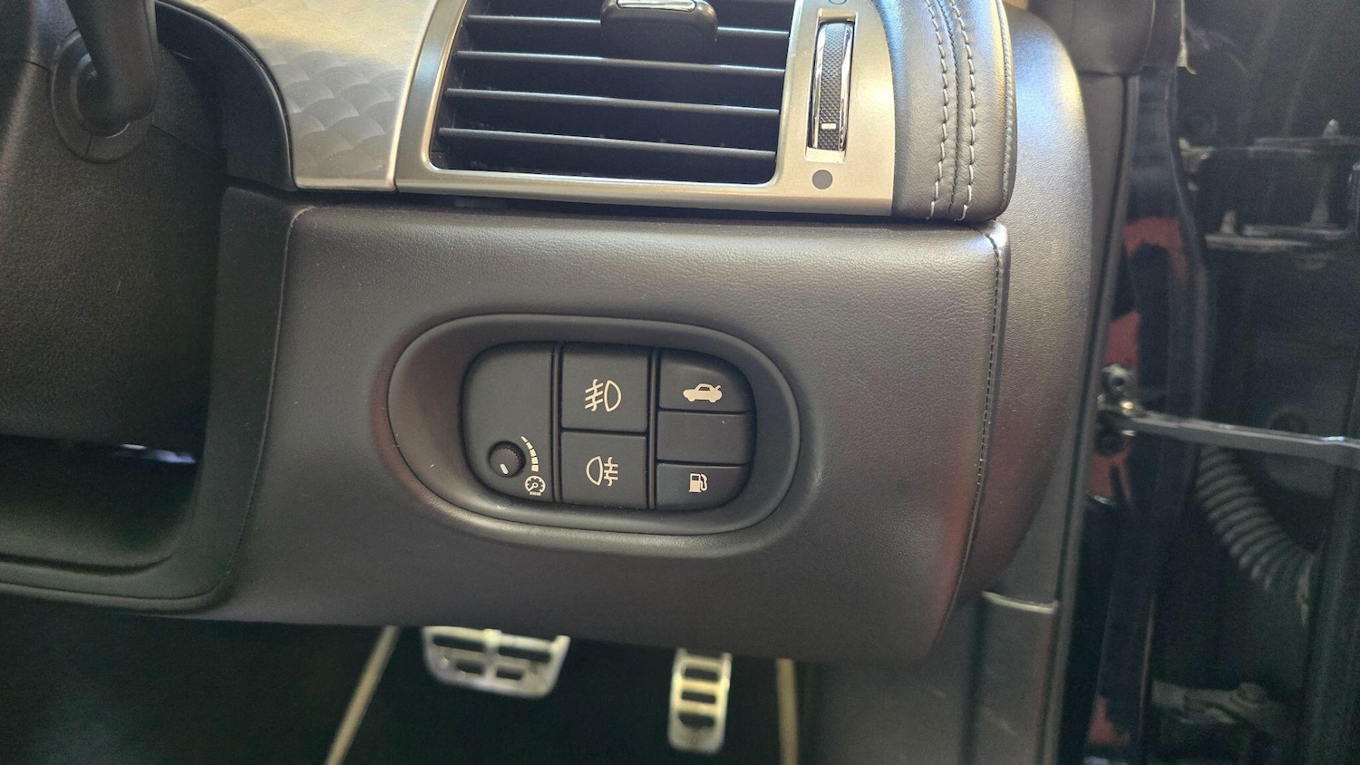 Used Jaguar XKR 2007 for sale - 76743116: Photo 14