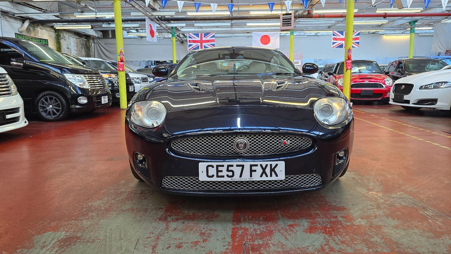Used Jaguar XKR 2007 for sale - 76743116: Photo 2