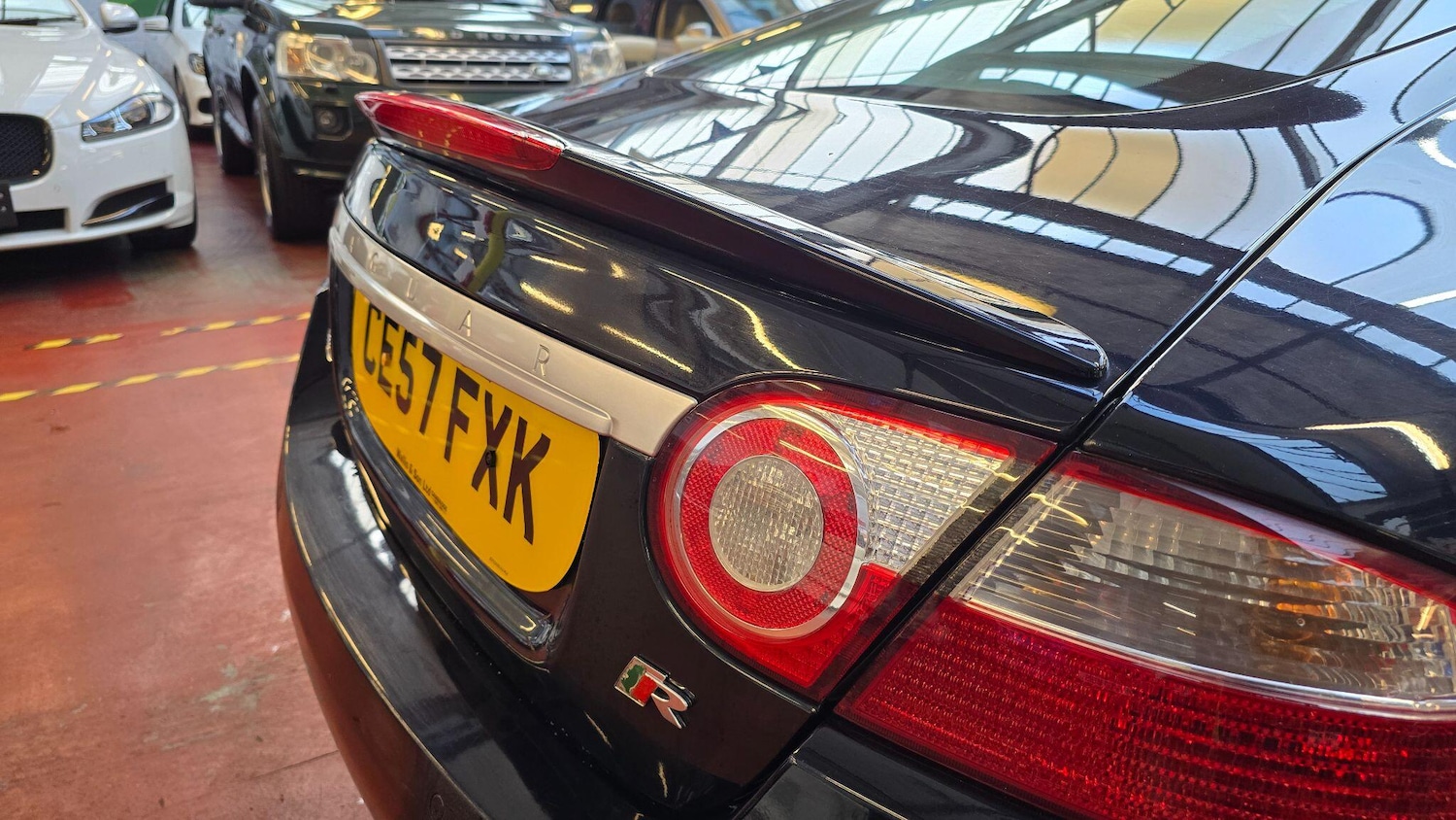 Used Jaguar XKR 2007 for sale - 76743116: Photo 37