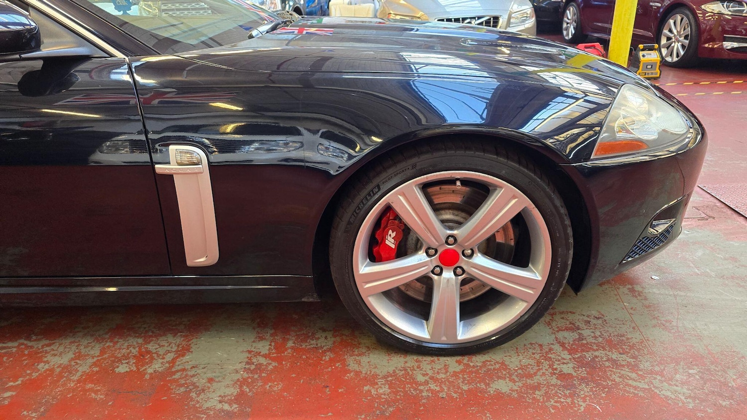 Used Jaguar XKR 2007 for sale - 76743116: Photo 50