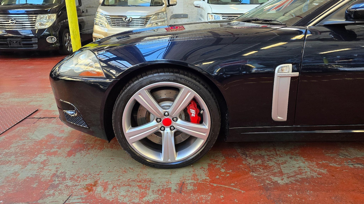 Used Jaguar XKR 2007 for sale - 76743116: Photo 51
