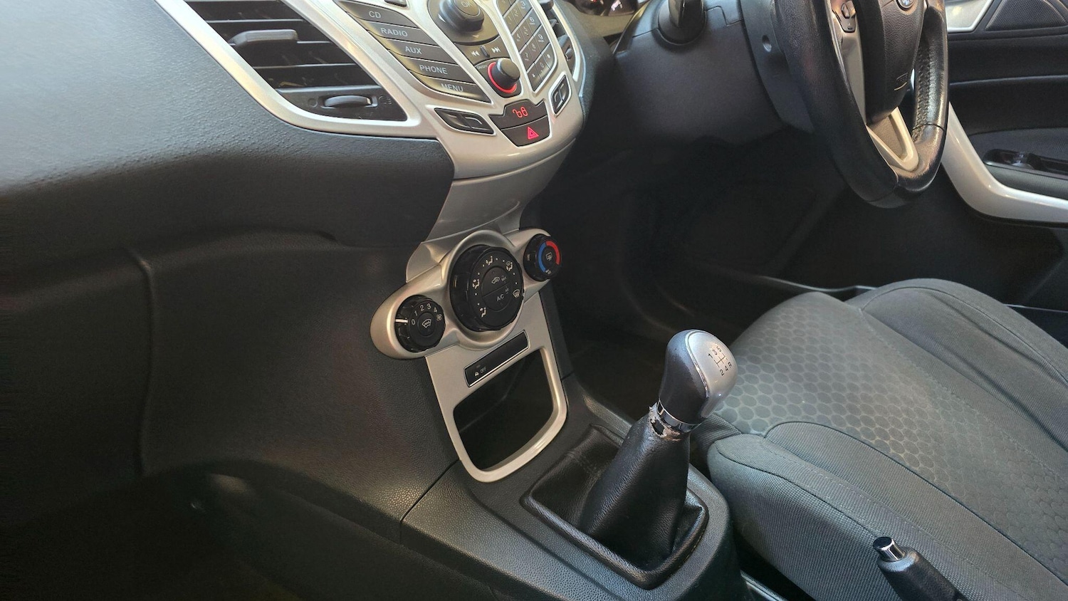 Used Ford Fiesta 2012 for sale - 77108988: Photo 11