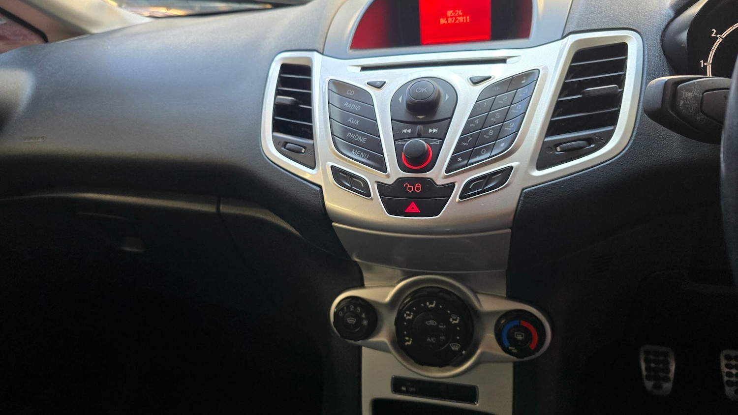 Used Ford Fiesta 2012 for sale - 77108988: Photo 9