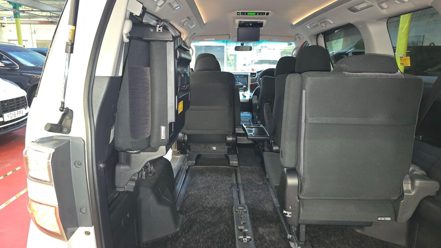 Used Toyota Vellfire for sale - 77478972: Photo 17