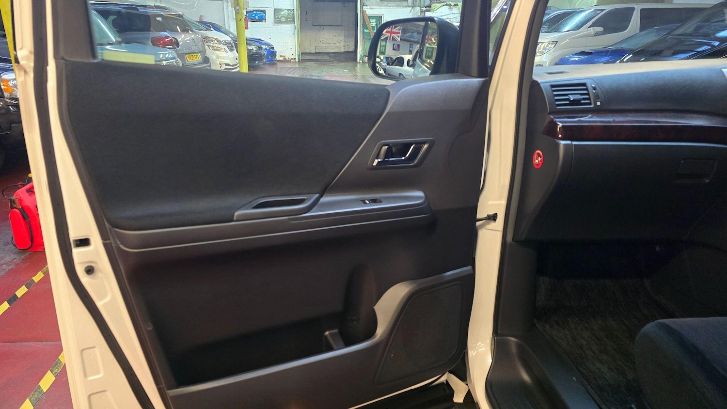 Used Toyota Vellfire for sale - 77478972: Photo 22