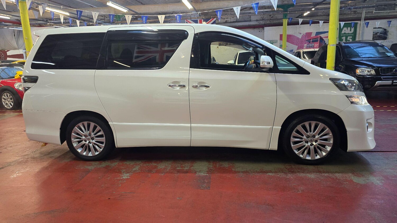 Used Toyota Vellfire for sale - 77478972: Photo 28