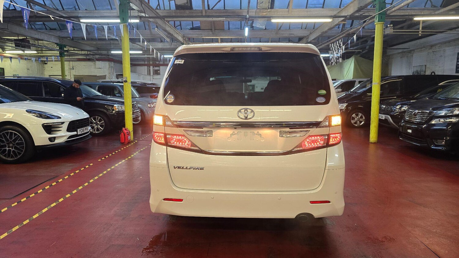 Used Toyota Vellfire for sale - 77478972: Photo 30