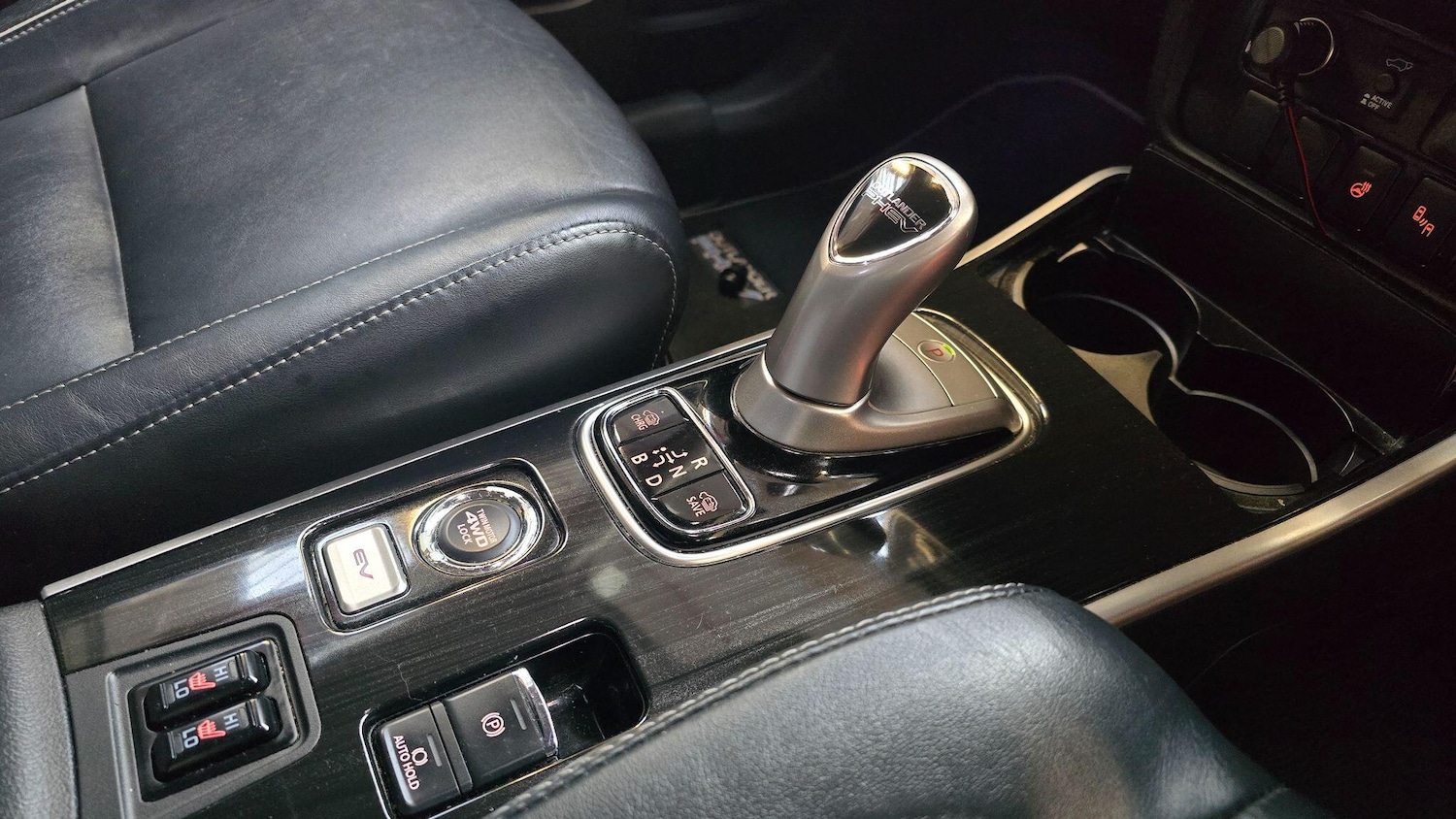 Used Mitsubishi Outlander 2017 for sale - 77695977: Photo 16