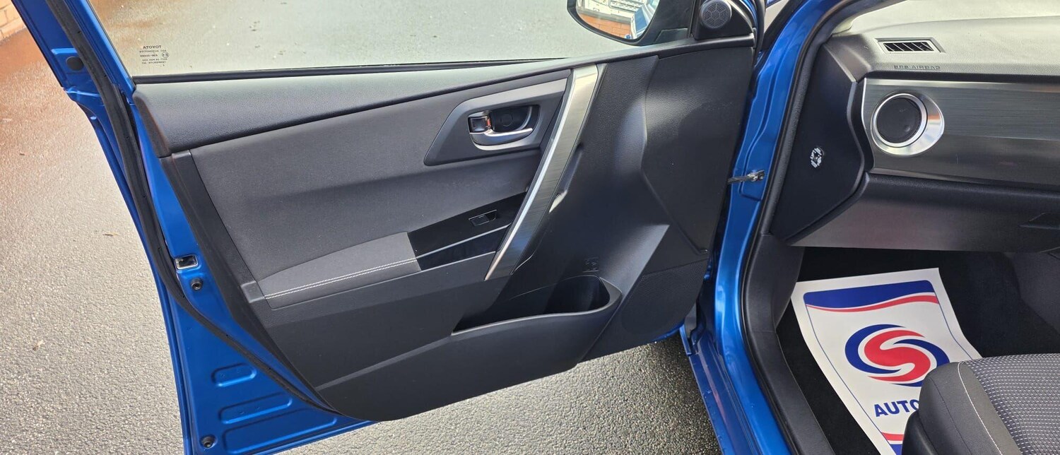 Used Toyota Auris for sale - 77574323: Photo 12