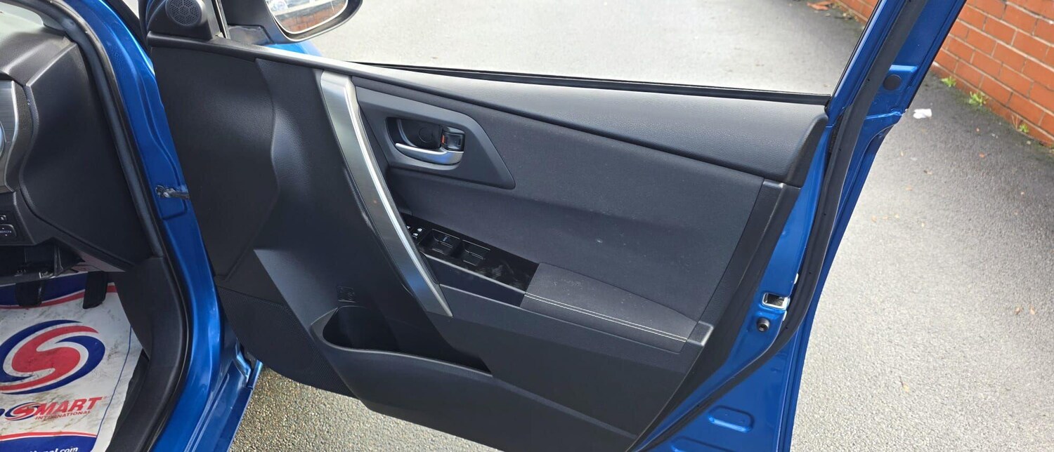 Used Toyota Auris for sale - 77574323: Photo 13