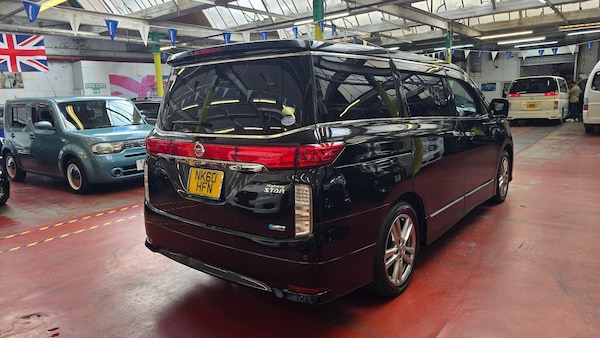 Used Nissan Elgrand 2024 for sale - 76159053: Photo 27