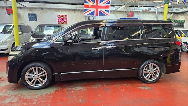Used Nissan Elgrand 2024 for sale - 76159053: Photo 30