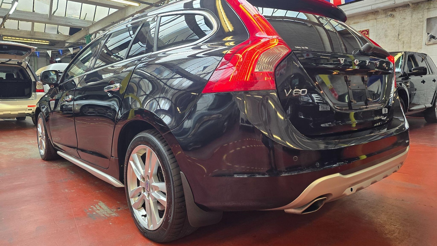 Used Volvo V60 for sale - 76083904: Photo 29