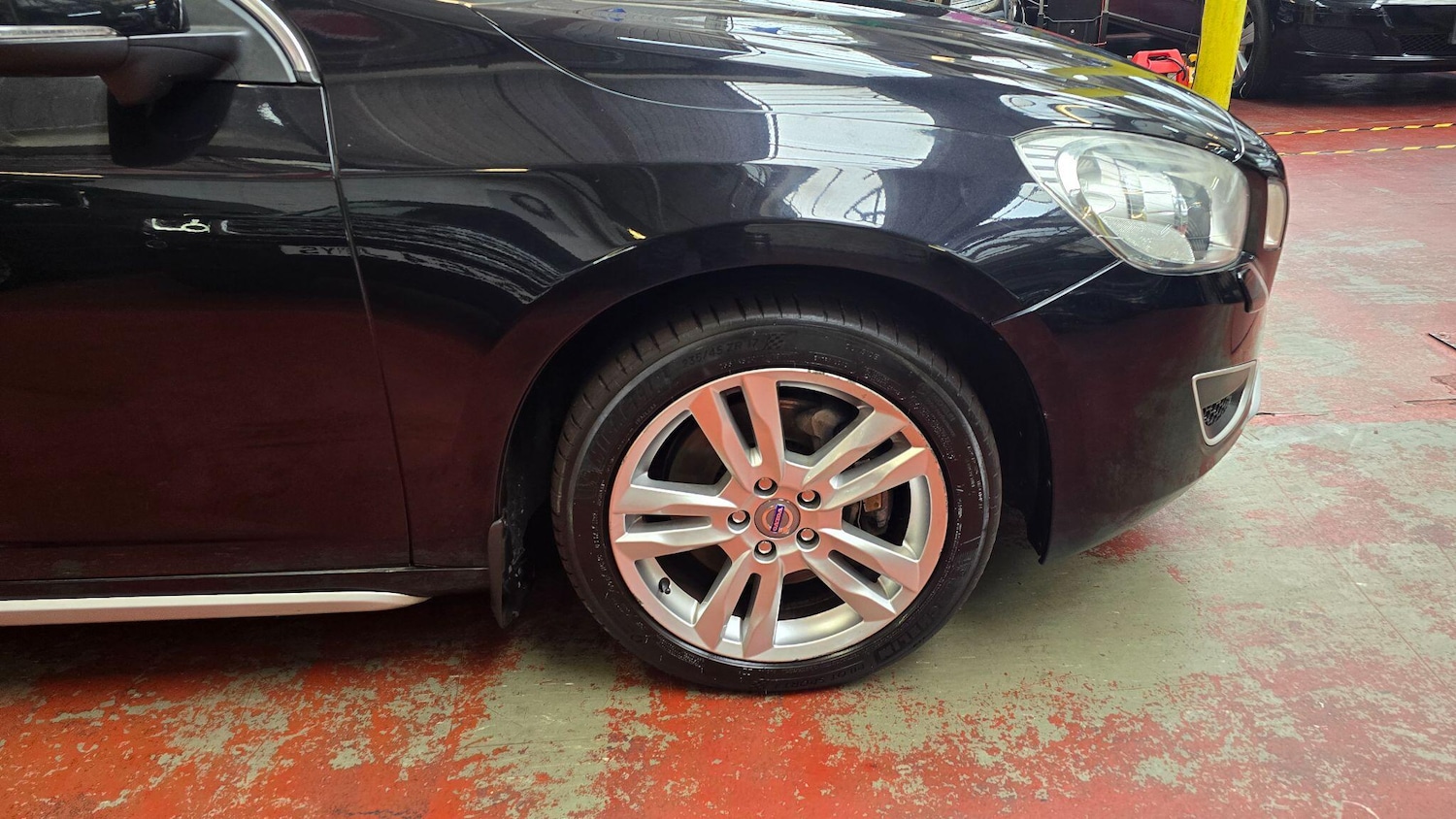 Used Volvo V60 for sale - 76083904: Photo 44