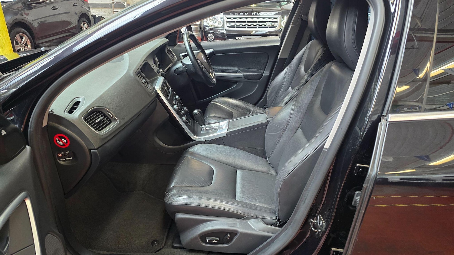 Used Volvo V60 for sale - 76083904: Photo 5