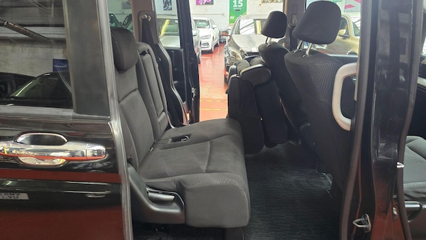 Used Honda Stepwagon for sale - 76295213: Photo 16