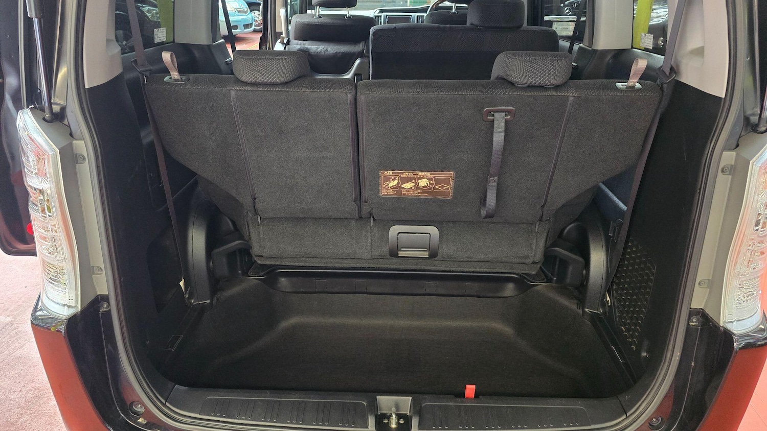 Used Honda Stepwagon 2012 for sale - 76295213: Photo 18