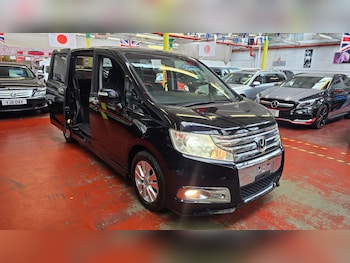 Used Honda Stepwagon 2012 for sale - 76295213: Photo