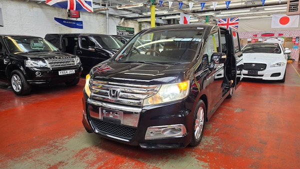 Used Honda Stepwagon for sale - 76295213: Photo 5