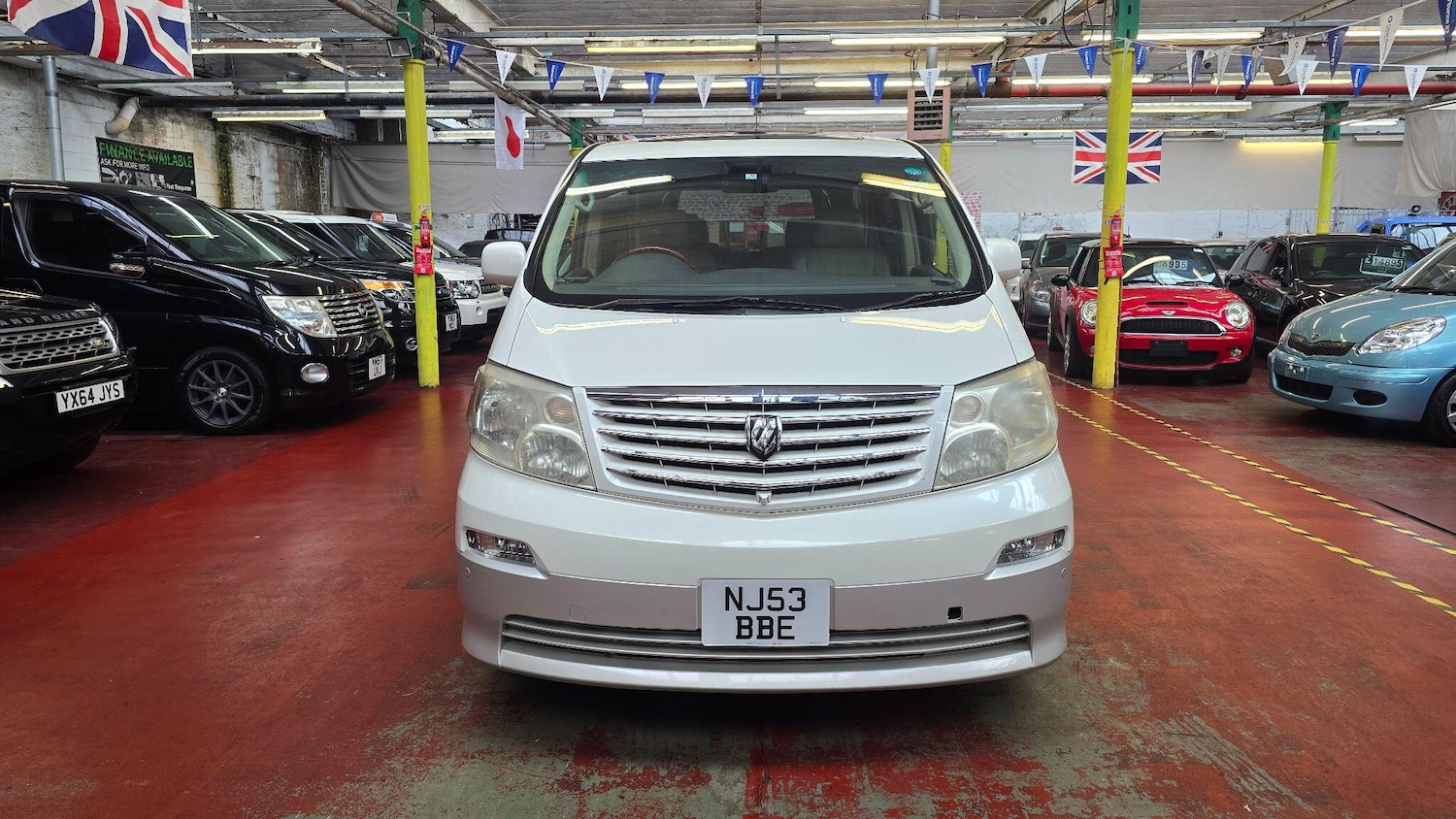 Used Toyota Alphard 2021 for sale - 76990324: Photo 2