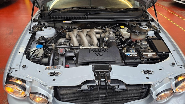 Used Jaguar X-Type 2022 for sale - 76158495: Photo 10