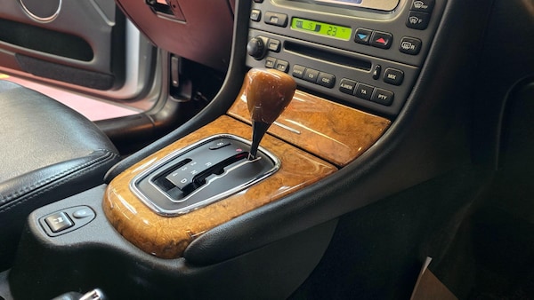 Used Jaguar X-Type 2022 for sale - 76158495: Photo 11