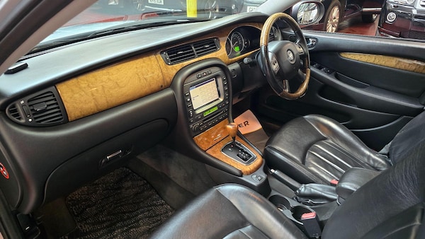 Used Jaguar X-Type 2022 for sale - 76158495: Photo 24