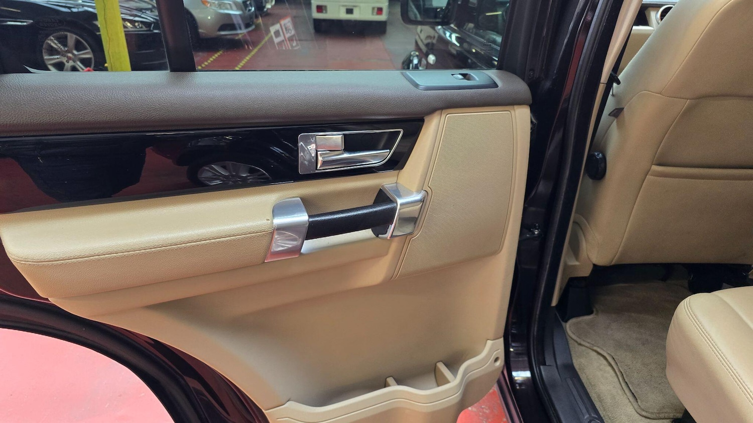 Used Land Rover Discovery 2009 for sale - 76989011: Photo 27