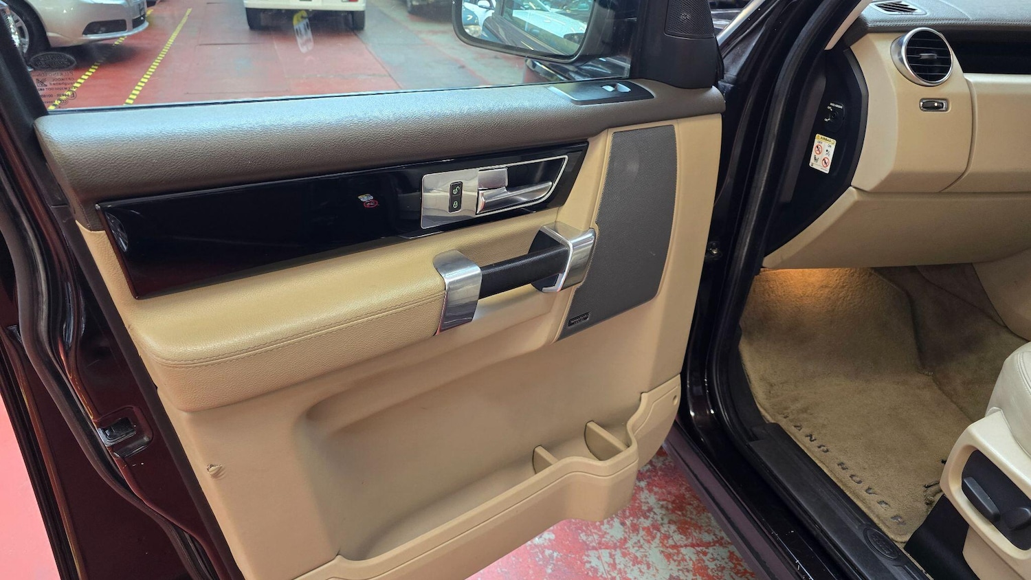 Used Land Rover Discovery 2009 for sale - 76989011: Photo 28