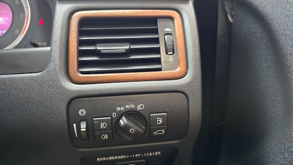 Used Volvo V70 for sale - 76239627: Photo 14