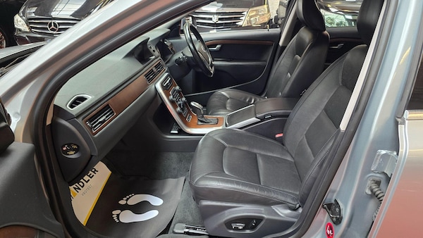 Used Volvo V70 for sale - 76239627: Photo 20