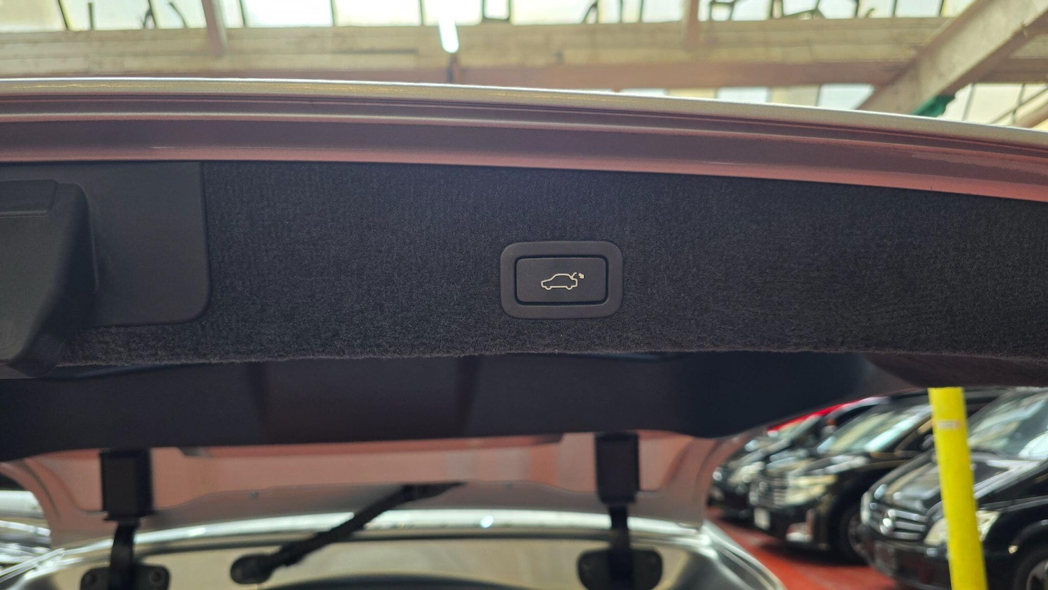 Used Volvo V70 for sale - 76239627: Photo 24