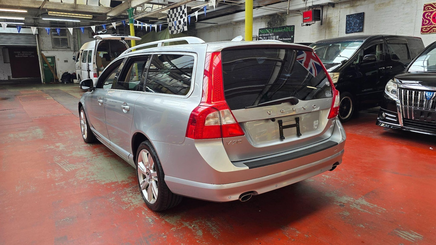 Used Volvo V70 for sale - 76239627: Photo 41