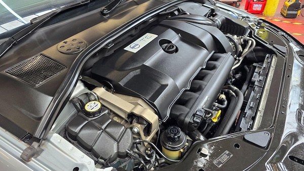 Used Volvo V70 for sale - 76239627: Photo 44