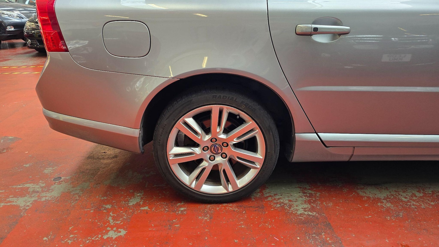 Used Volvo V70 for sale - 76239627: Photo 45