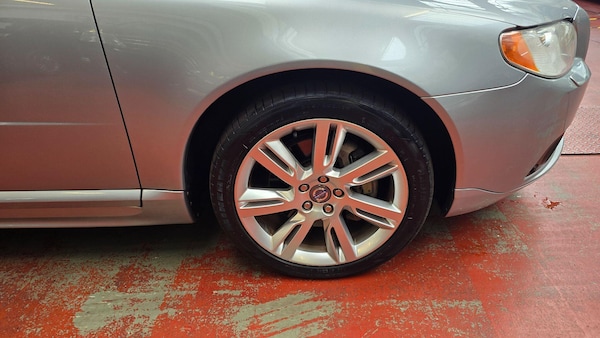 Used Volvo V70 for sale - 76239627: Photo 48