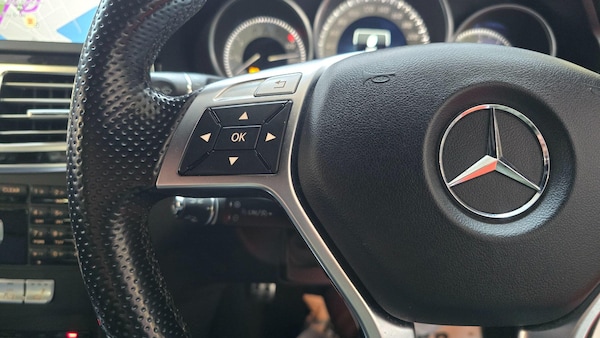 Used Mercedes-Benz E Class for sale - 76153059: Photo 11