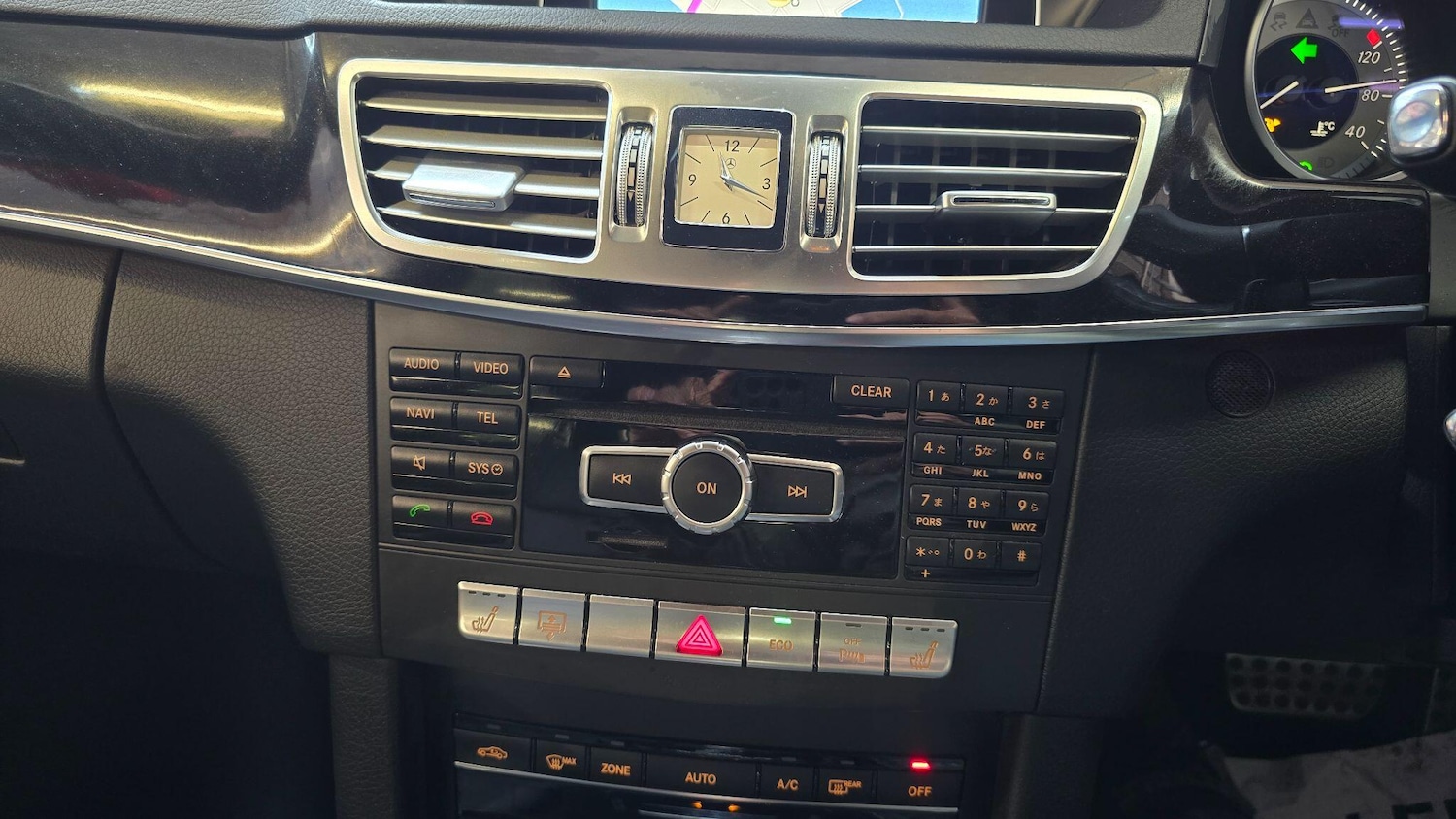 Used Mercedes-Benz E Class for sale - 76153059: Photo 12